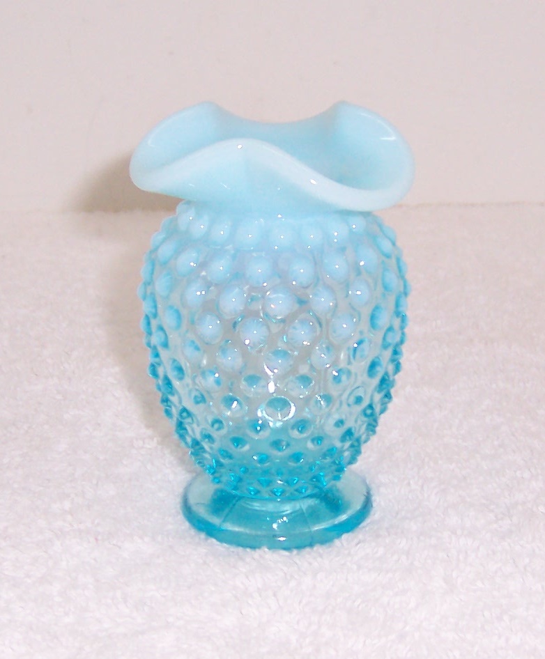 V157 3263 Fenton Blue White Opalescent Hobnail Vase 15 1